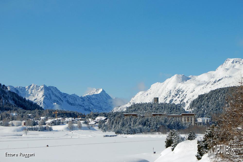 7 - da Capolago vista sul paese e  l' Hotel Maloja Palace.JPG